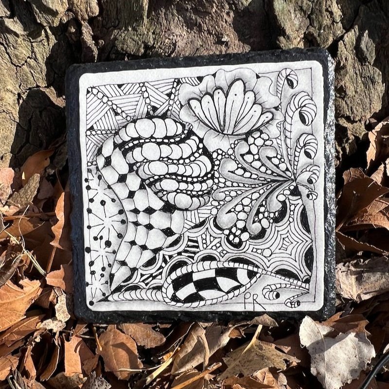 Slate+Coaster+with+Zentangle+3.jpg
