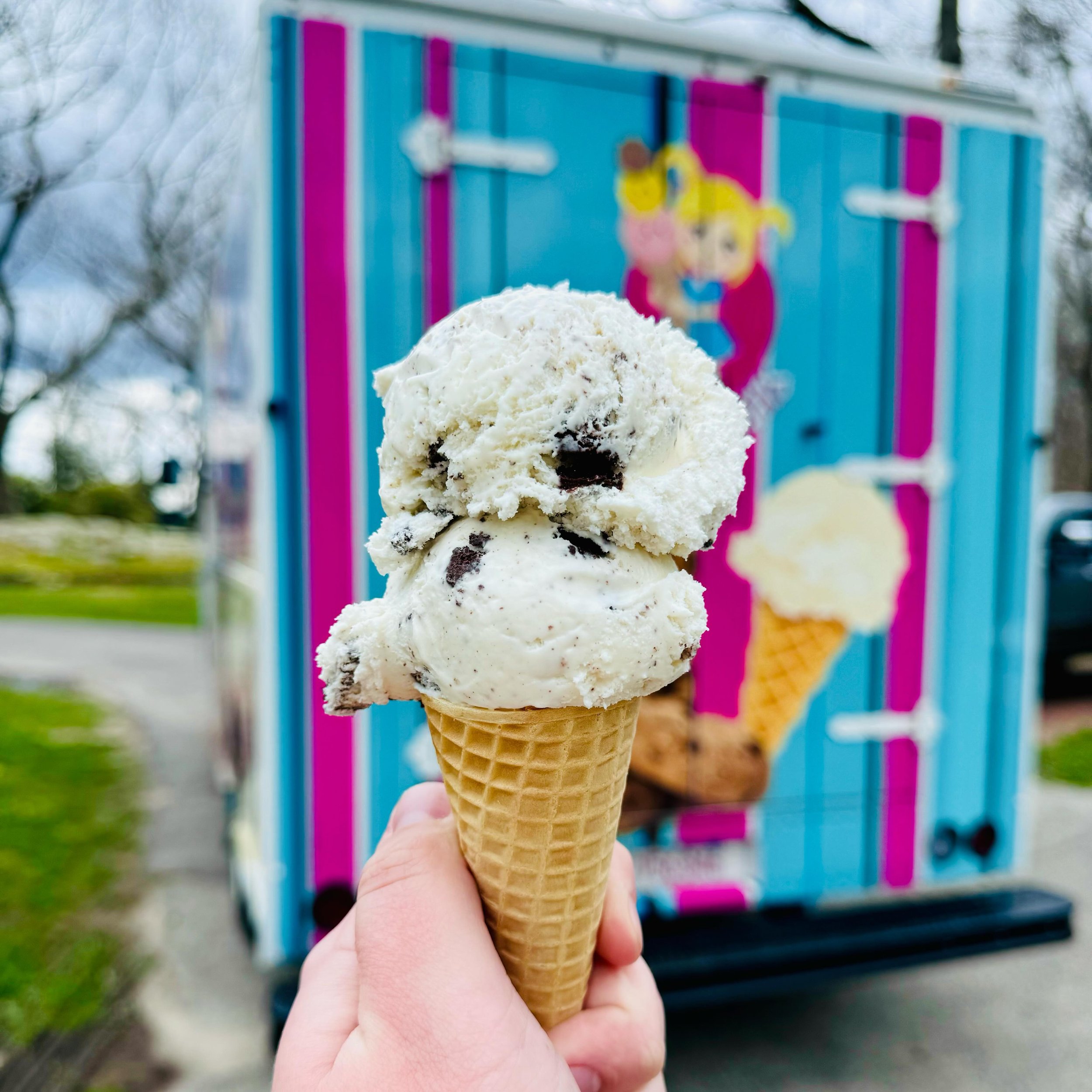 It&rsquo;s officially cone season! We are back!
👋 Come and find us this week:

Thursday 4/18
Food Truck Thursday
4:30-8pm
📍 65 Pottle Street, Kingston

Friday 4/19
Touch-A-Truck
10-12pm
📍 600 Longwater Drive, Norwell