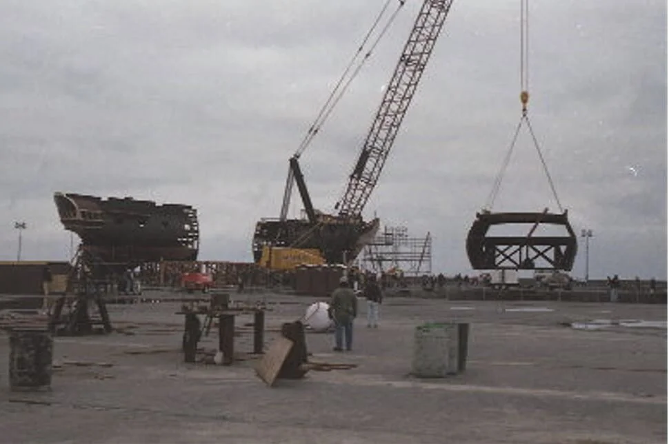  The gimballed Surprise was built in three sections. Due to the weight limits of the crane the ship was segmented.  