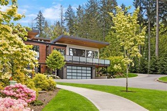 4818 NE Dotson Lp, Bainbridge Island | $1,800,000