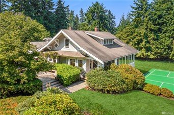 10130 NE Knight Rd, Bainbridge Island | $1,630,000