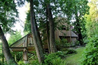 8100 NE Hidden Cove Rd, Bainbridge Island | $985,000