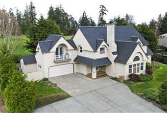 11246 NE Wing Point Dr, Bainbridge Island | $749,000