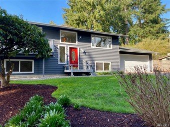 1127 Wing Point Wy NE, Bainbridge Island | $728,000