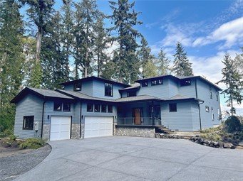 4160 NE Cedar Heights Ln, Bainbridge Island | $3,450,000