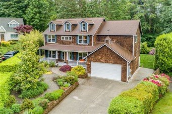 633 Klickitat Pl NE, Bainbridge Island | $1,398,000