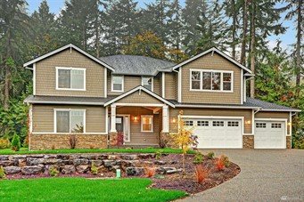 12673 Sunrise Dr NE, Bainbridge Island | $1,195,000