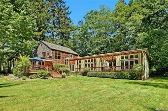 8964 Sands Ave NE, Bainbridge Island | $910,000