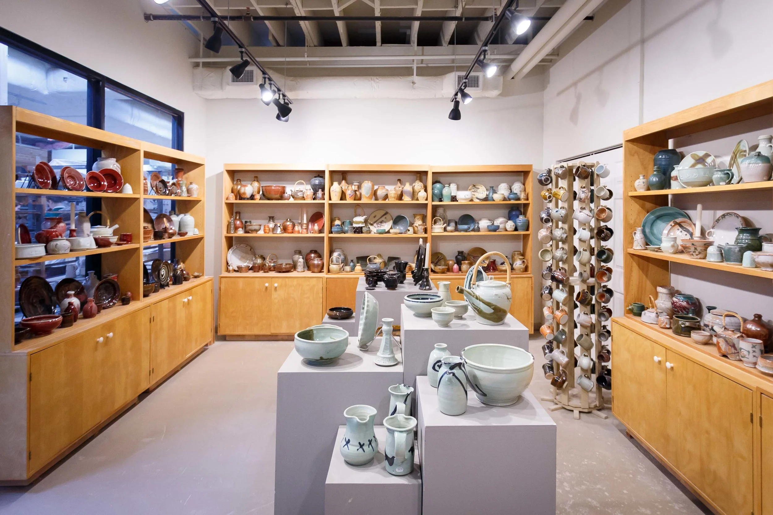 Gallery — Hinckley Pottery