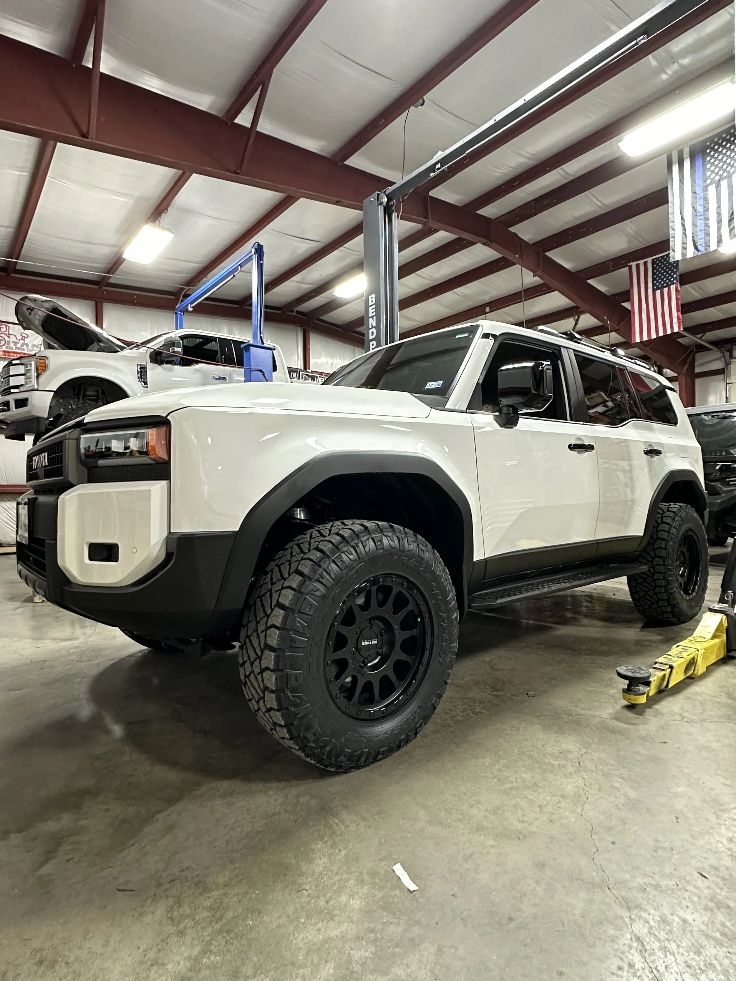 LANDCRUISER SIDE.jpeg