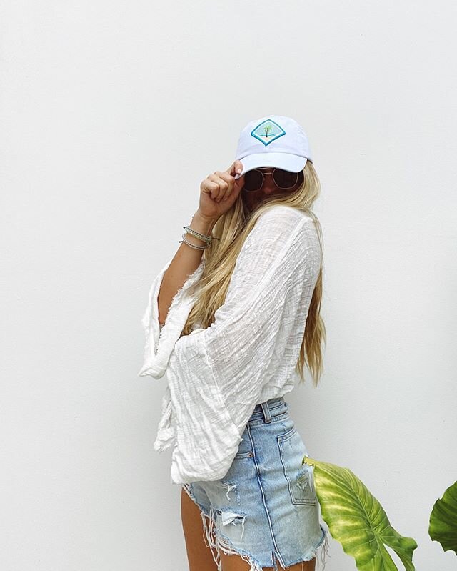 Hats are starting to restock today 🙌🏻🙌🏻🙌🏻 get yours now! www.aceatthebeach.com 🌴🌴🌴