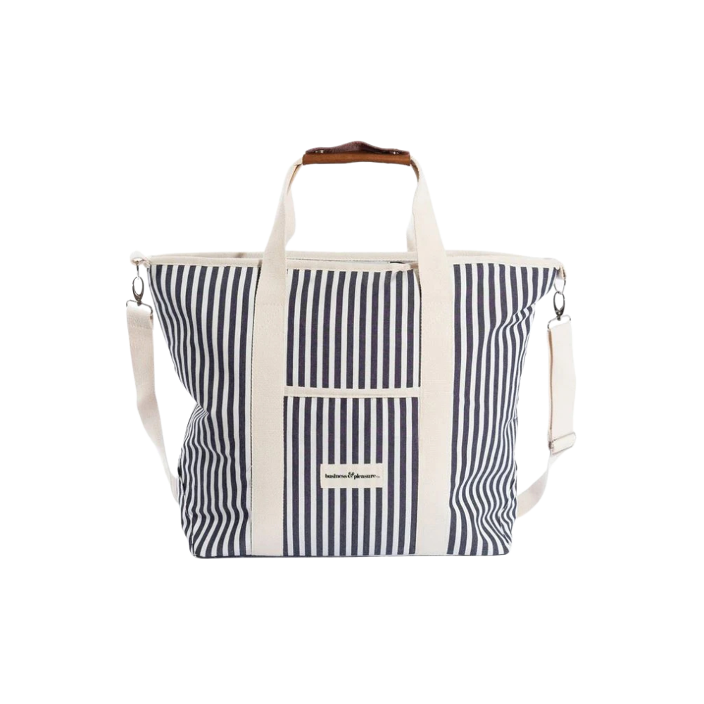 684c4c7033ef4538550e9f3b