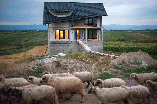 Petrut Calinescu, Certeze village (2012), © Petrut Calinescu