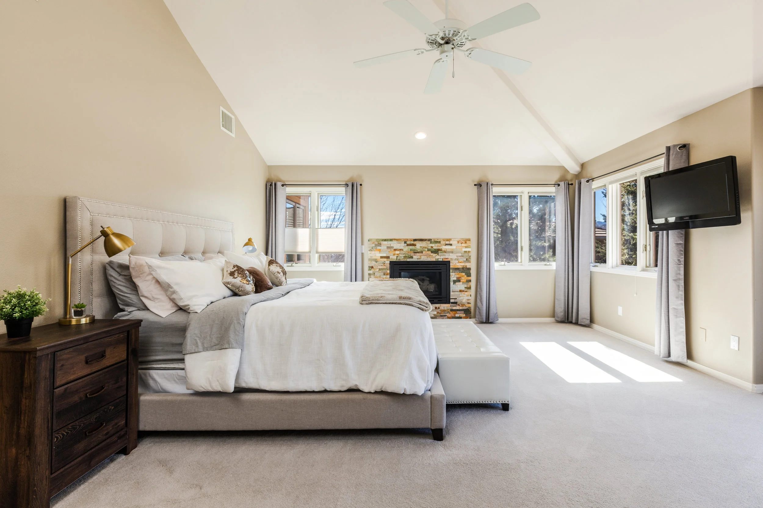 4866-4th-Interior-21.jpg