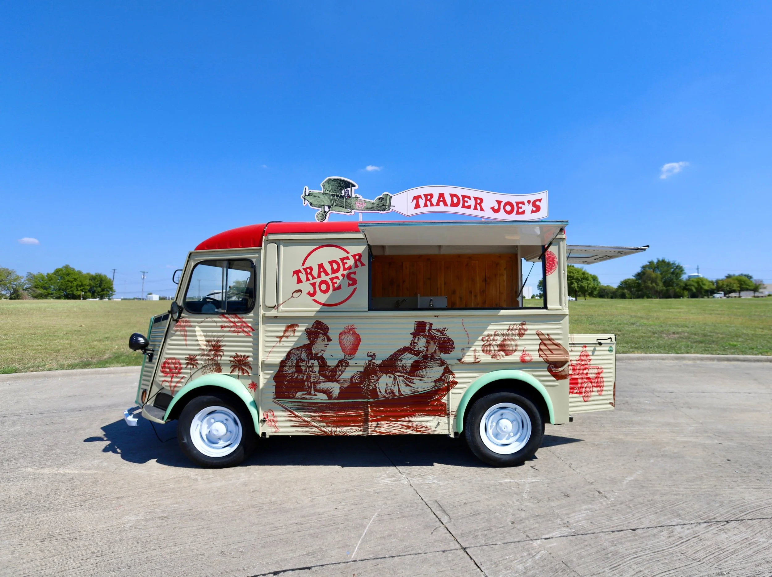 Trader Joes Citroen.jpg