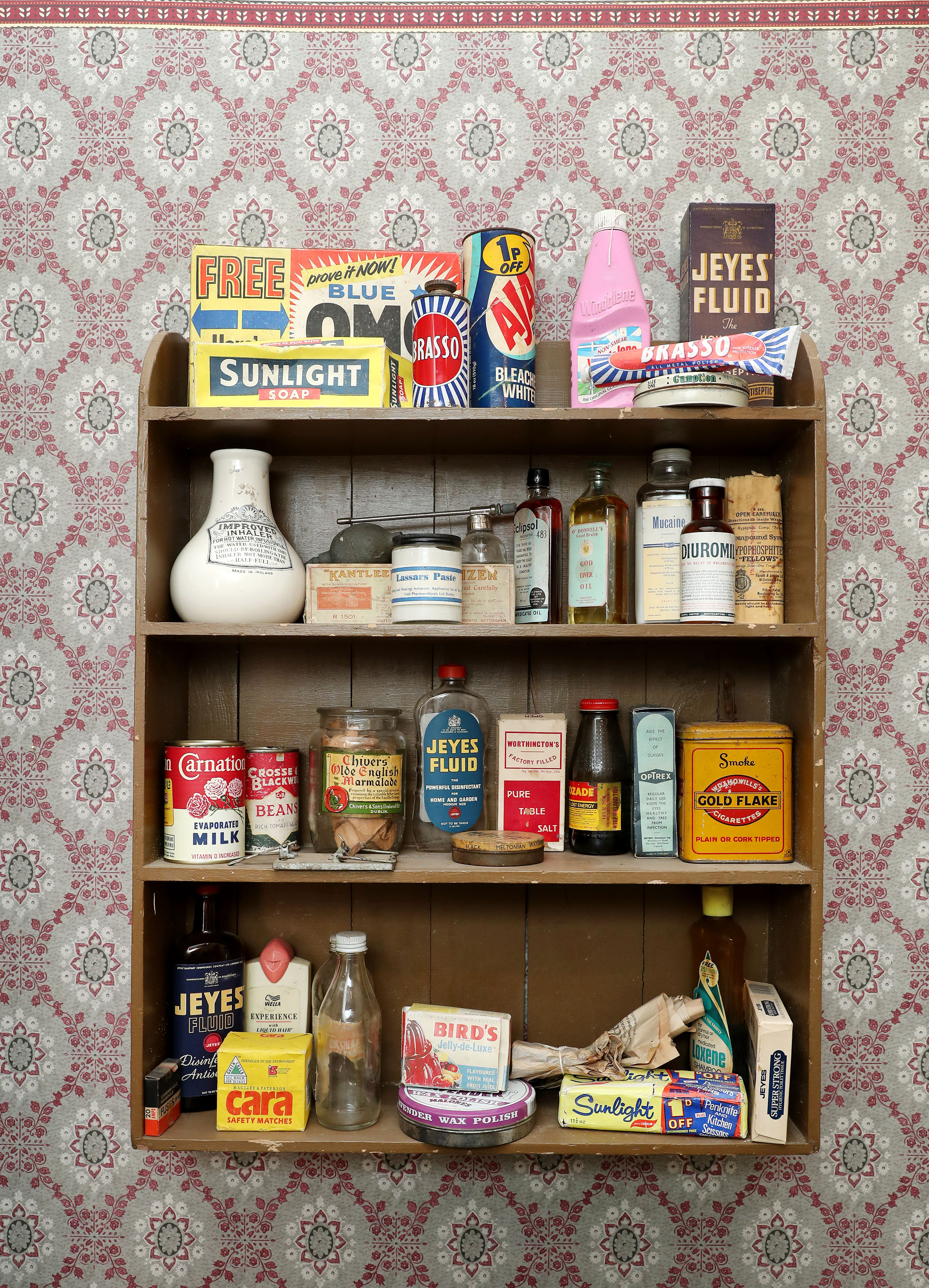 Detail of Mrs Dowling's Flat, an installation showing 1960s Tenement Living, in 14 Henrietta Street. Image by Marc O'Sullivan. Image 2.jpg.jpg