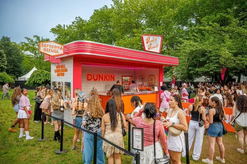 gov-ball-2025-dunkin-scoop-shop-alivecoverage-2.jpeg