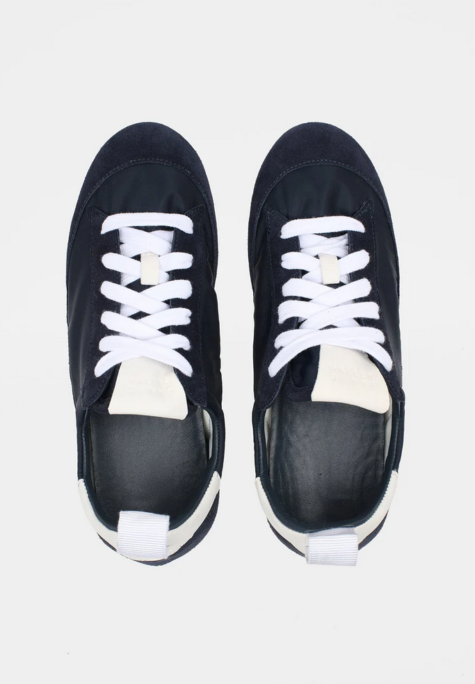 Screenshot 2026-04-01 at 14-54-11 The Saccheto Sneaker in Navy – Jamie Haller.png (Copy)