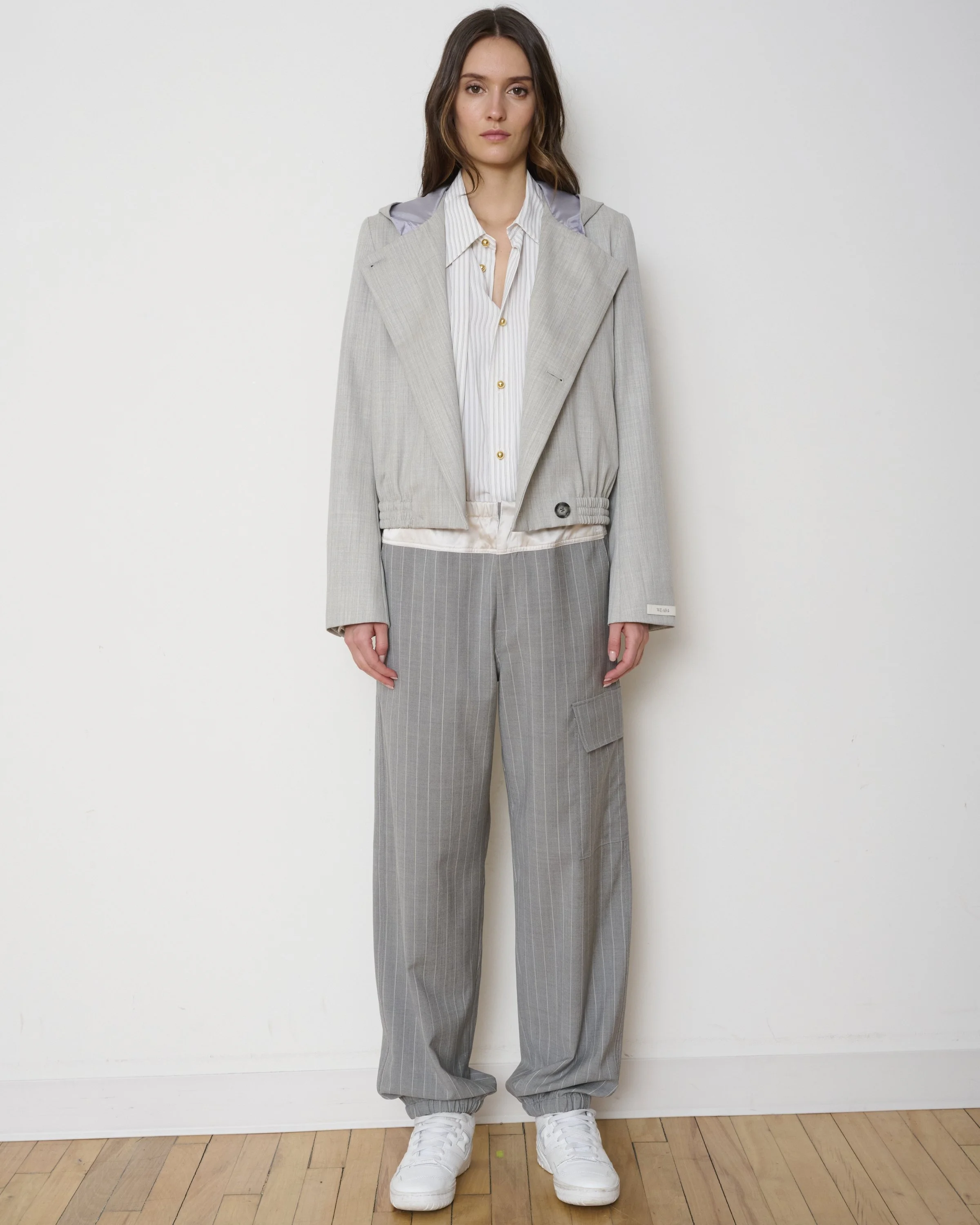 RBL0265-THE-FORD-BLAZER-050_LIGHT-GREY_LIFESTYLE-1.jpg