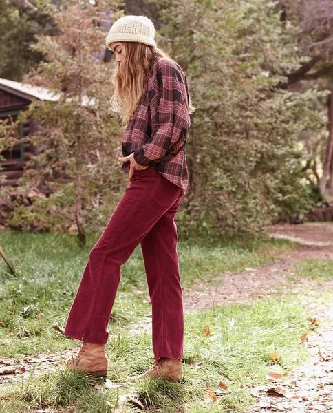 THE-WESTERN-CROP-VINTAGE-RED-2_grande.jpg