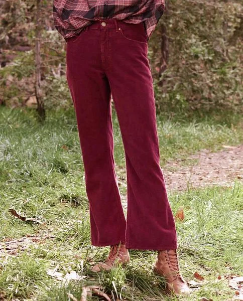 THE-WESTERN-CROP-IN-VINTAGE-RED_grande.jpg