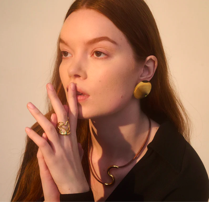 LACE RING