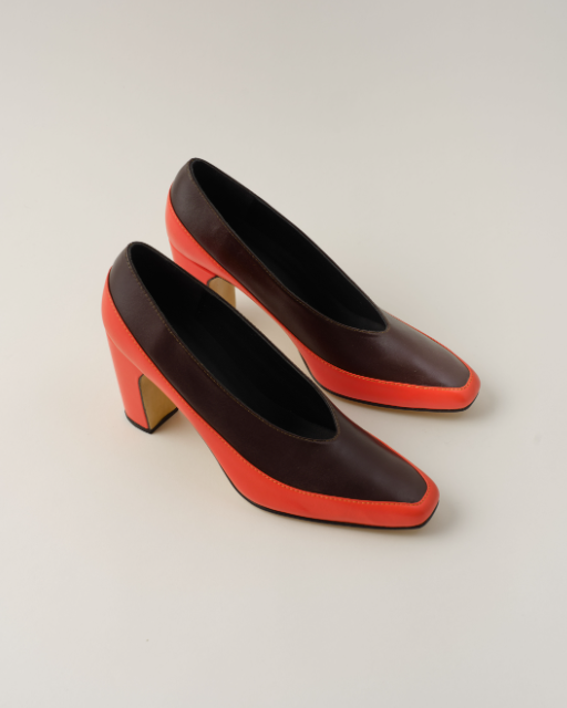 CHLORIS MODERN