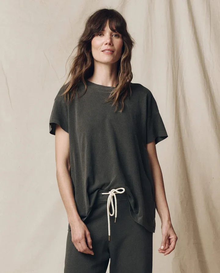 THE-GREAT-LOOK-35-THE-BOXY-CREW-WASHED-BLACK-THE-WIDE-LEG-CROPPED-SWEATPANT-WASHED-BLACK_-2559copy_720x.webp (Copy)