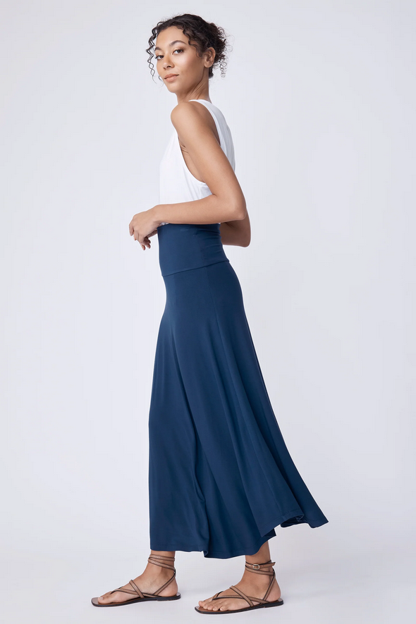 Screenshot 2026-04-10 at 11-43-23 Paula Skirt Dress in Soft Navy Bamboo Jersey – KAL RIEMAN.png