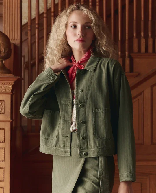 293-LOOK-37-THE-RANCHER-JACKET-CLASSIC-ARMY-THE-VICTORIAN-PLEAT-TANK-FLOATING-BUTTERFLY-THE-WRAP-SKIRT-CLASSIC-ARMY-0334_540x.webp (Copy)