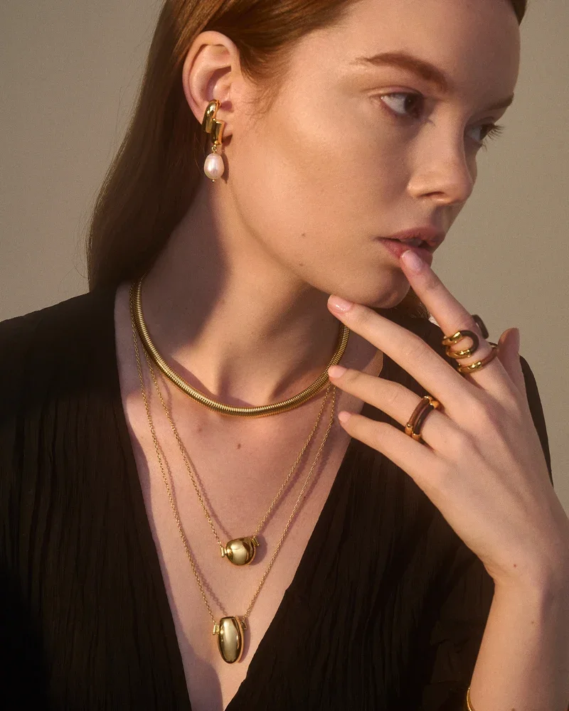 IKONNECKLACEGOLD.webp (Copy)