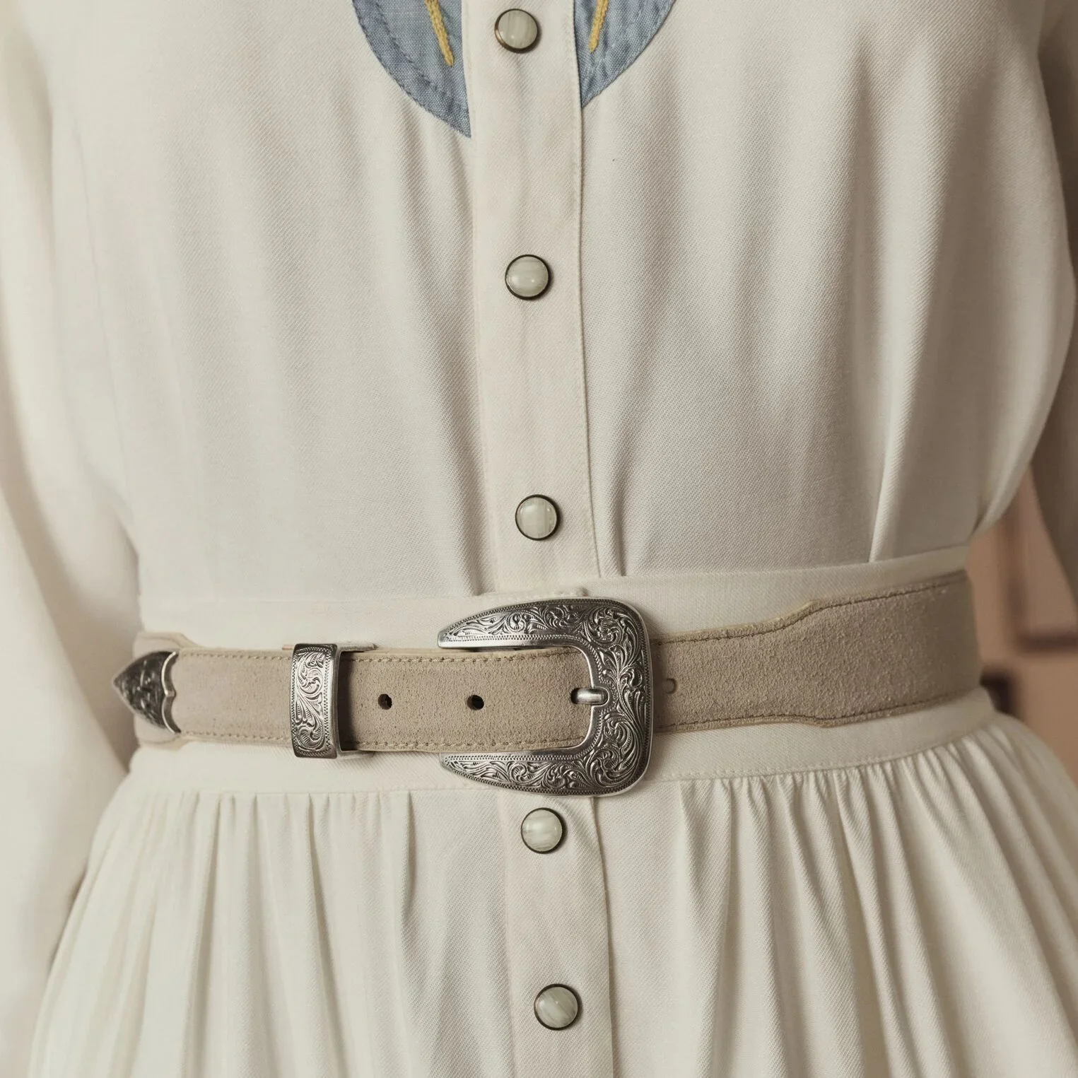 LOOK-1-THE-COLORBLOCK-EMBROIDERED-WESTERN-SHIRT-CREAM-THE-WESTERN-EMBROIDERED-HIGHLAND-SKIRT-CREAM_01372_-_PDP_Crop.webp (Copy)