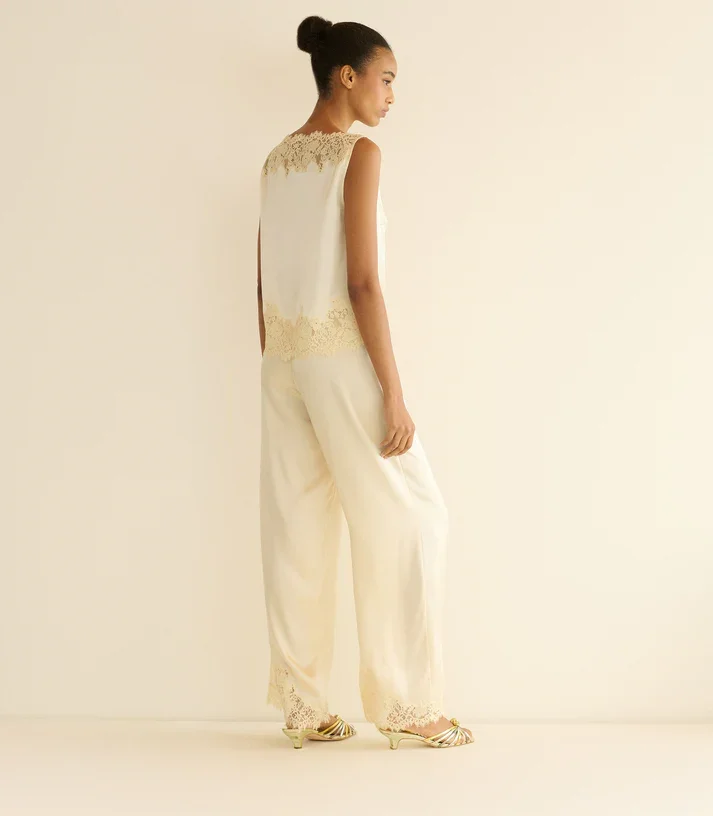 VIVIANE-TOP_SEA-SALT_03.webp (Copy)