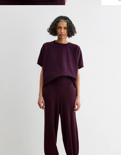Screenshot 2026-10-23 at 14-21-58 Billi Sweatshirt.png (Copy)