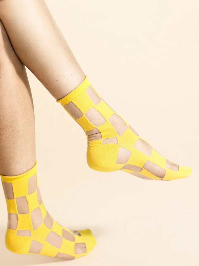 hfb_110284_chucks_sheer_short_crew_citron-32368.webp (Copy)