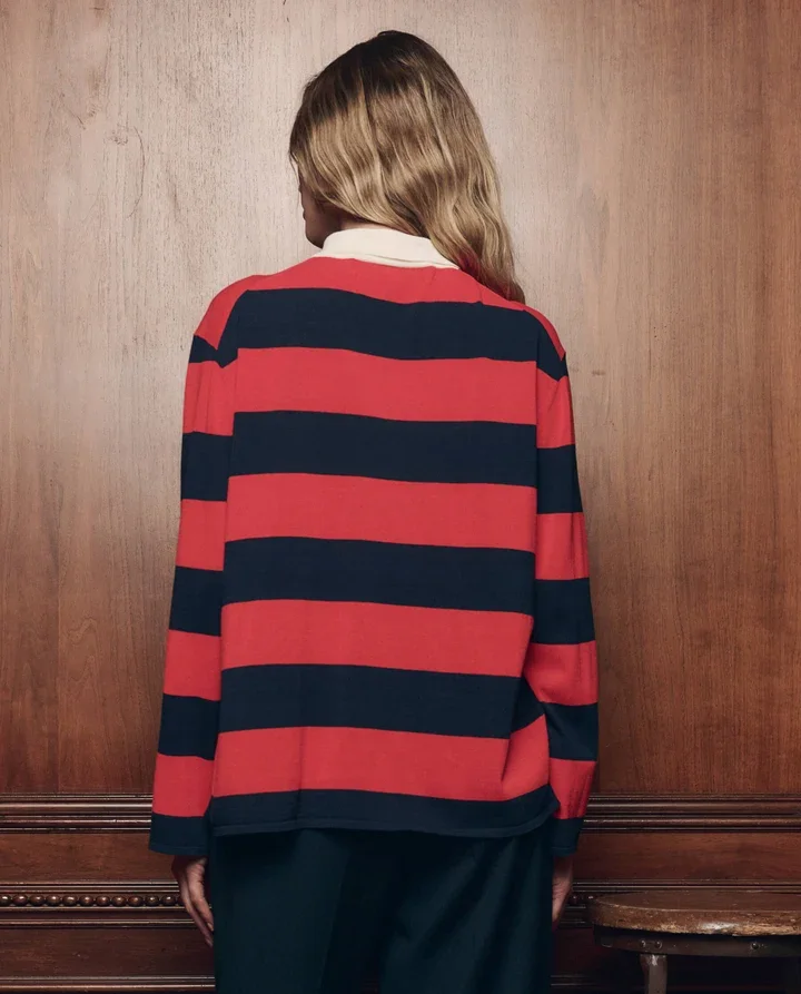 THE-GREAT-LOOK-08-THE-ACADEMY-POLO-SWEATER-HOT-RED-LEAGUE-STRIPE-THE-MENSWEAR-TROUSER-NAVY-JACQUARD-03088_720x.webp (Copy)
