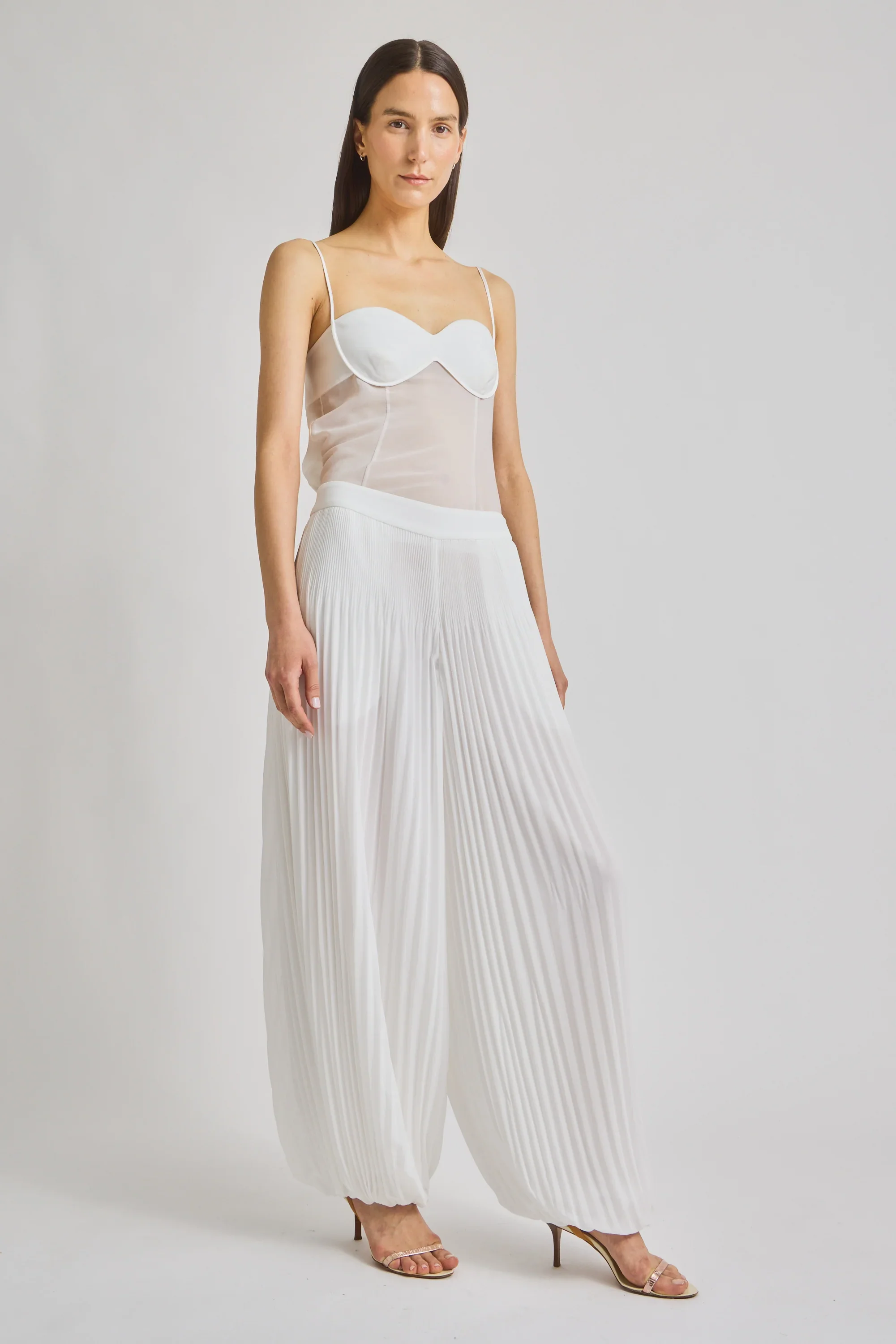 SaintArt_041626_0764_4000x.webp