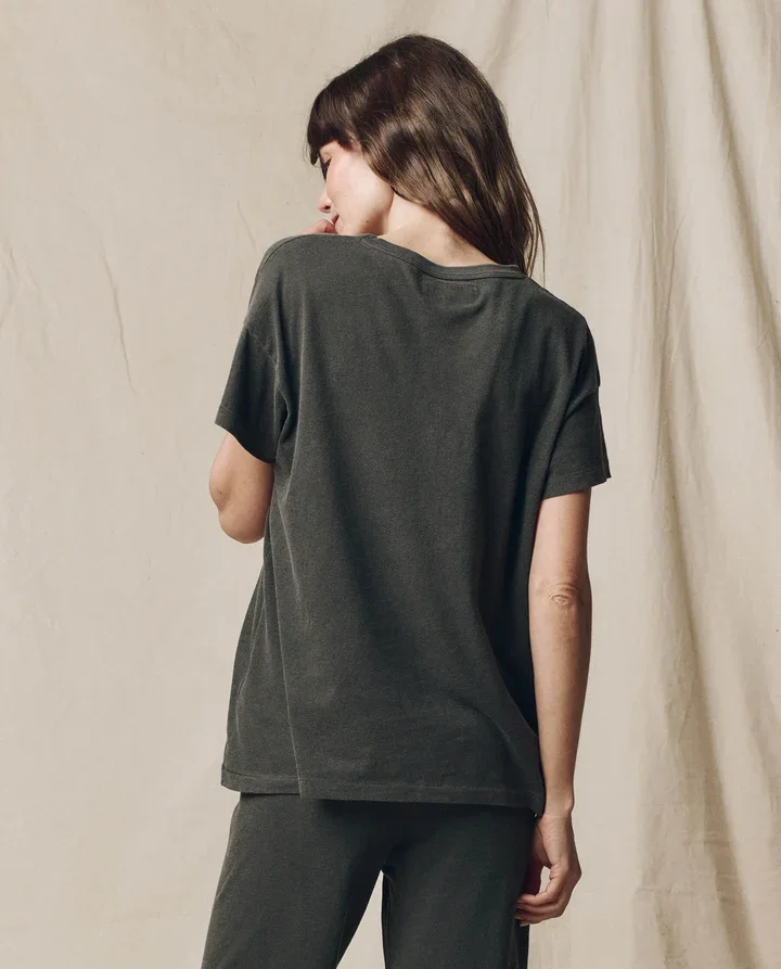 THE-GREAT-LOOK-35-THE-BOXY-CREW-WASHED-BLACK-THE-WIDE-LEG-CROPPED-SWEATPANT-WASHED-BLACK_-2608_720x.webp (Copy)