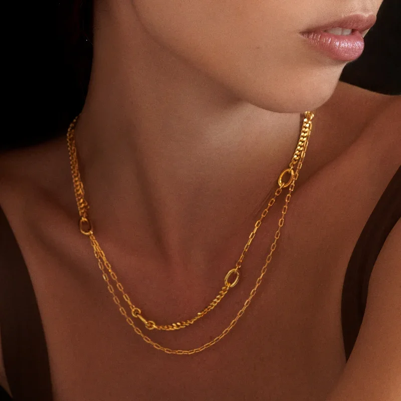 lady-grey-dual_chain-necklace-gold-2.webp (Copy)