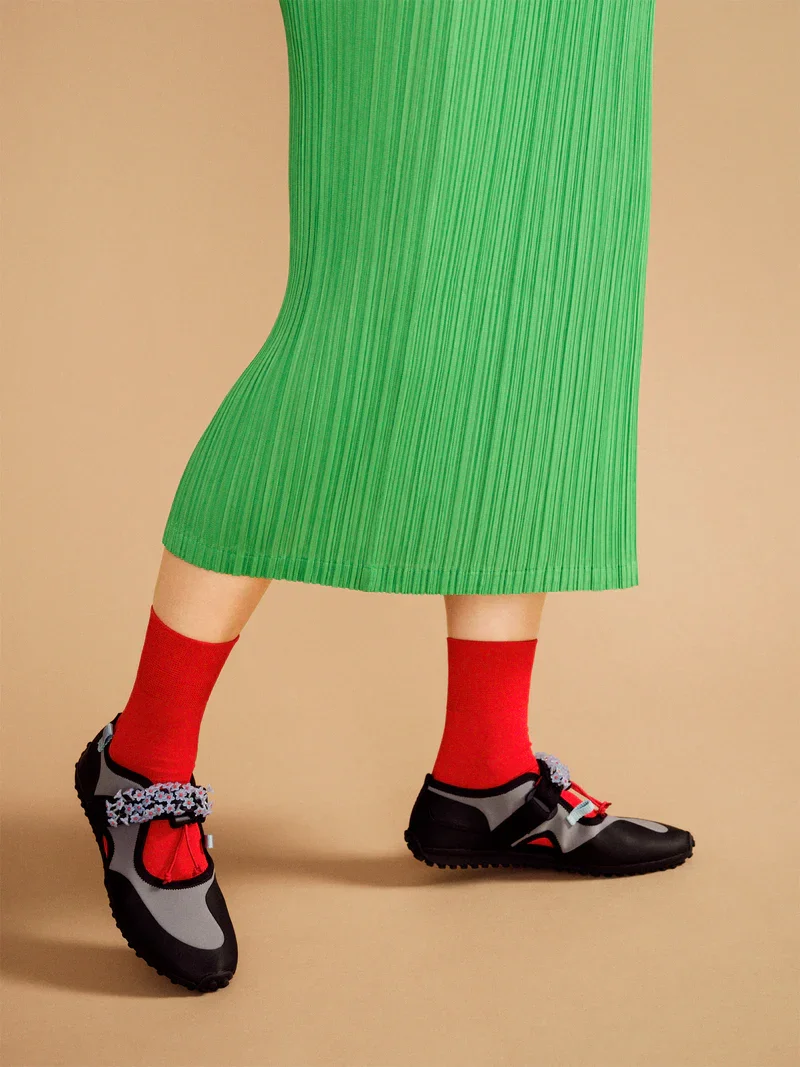 hfb_101504_trouser_crew_candy_apple_1793_472ce62b-aa5f-46ff-aa4e-90e2c3de1207.webp (Copy)