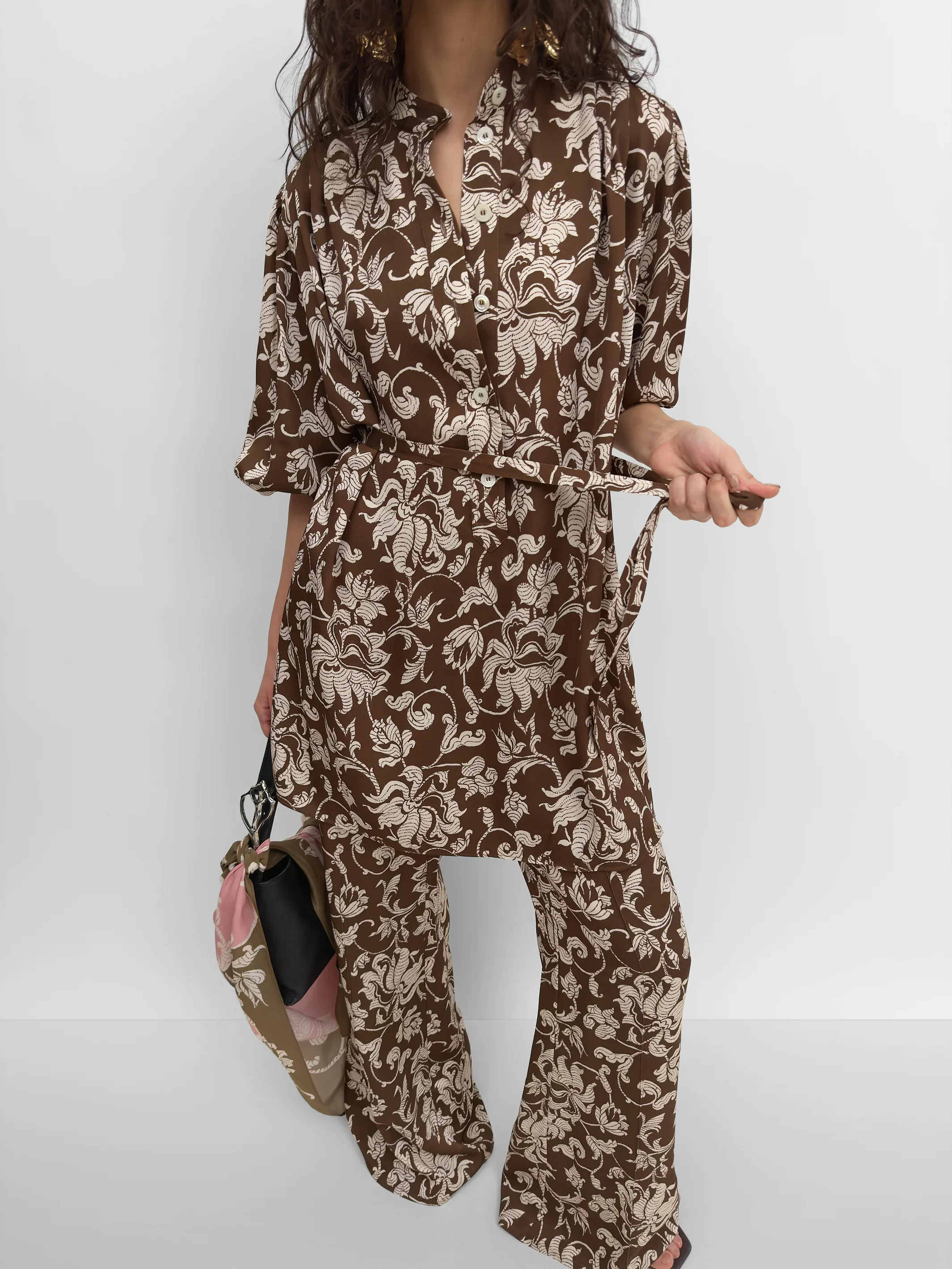 RodebjerLucaFrenchLily_BrownCream_D1_11.webp (Copy)