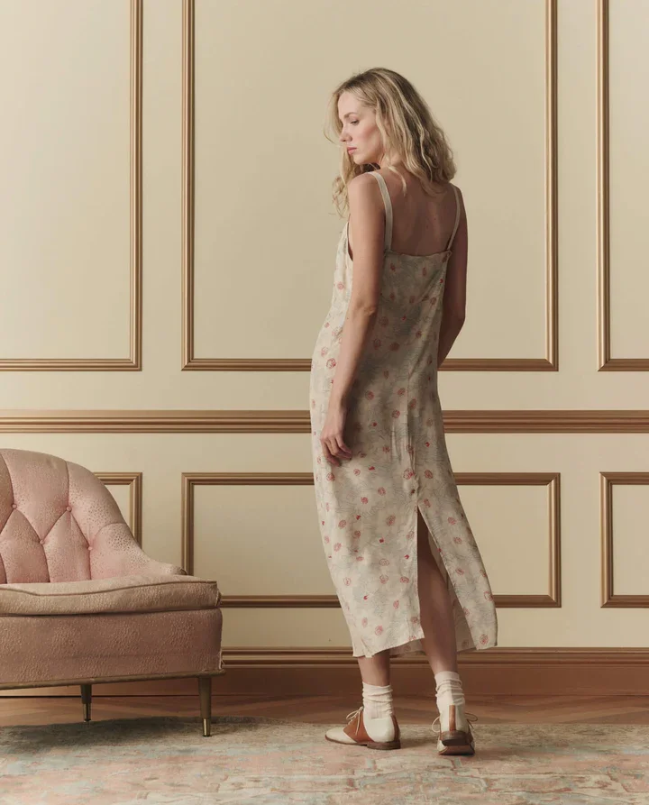 THE-GREAT-LOOK-17-THE-SUNROOM-SLIP-DRESS-CHAMPAGNE-SCATTERED-BLOOM-1720_720x.webp (Copy)