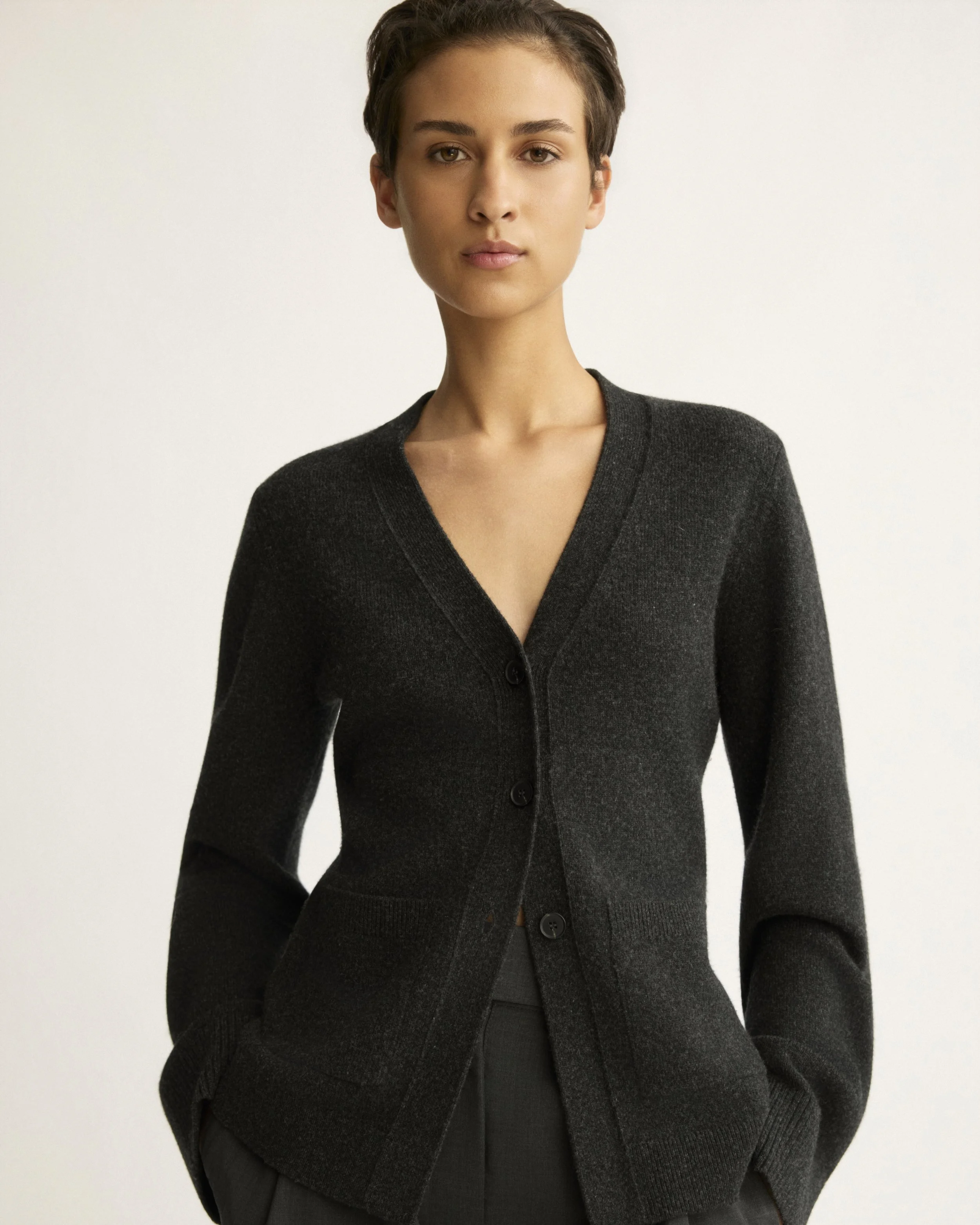 8017_Bleeker_Charcoal-2.jpg