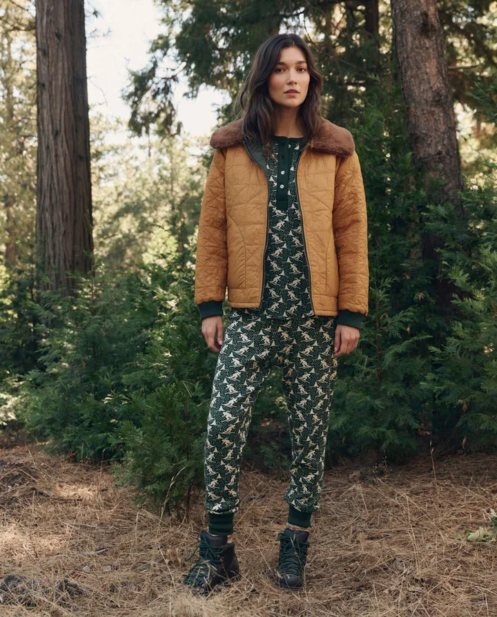 THE-GREAT-LOOK-6-THE-SLOPE-HENLEY-SPRUCE-THE-UNION-LONG-JOHN-SPRUCE-THE-REVERSIBLE-LOGGER-PUFFER-PINE-AMBER-REVERSED-0986_2defadb3-2360-43df-a433-5018416da530_720x.webp