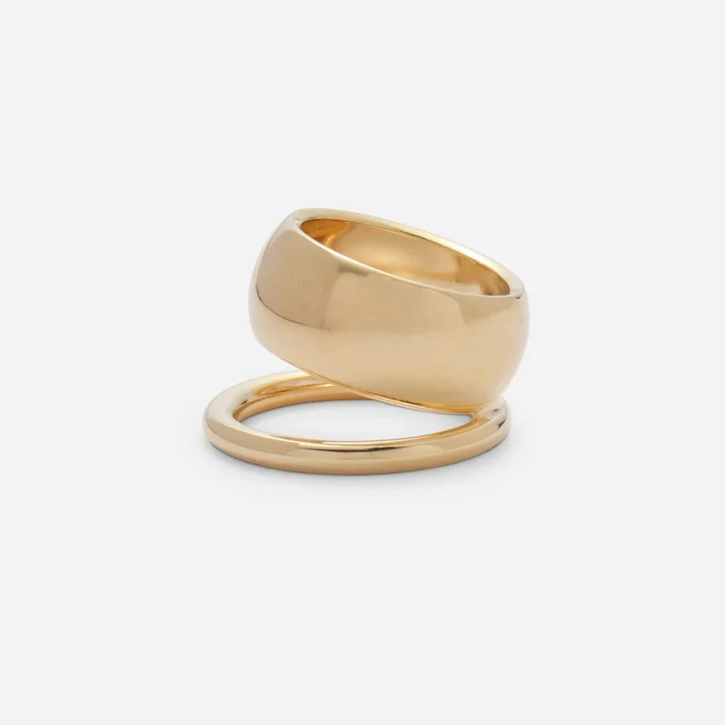 lady-grey-halo-ring-gold.webp (Copy)