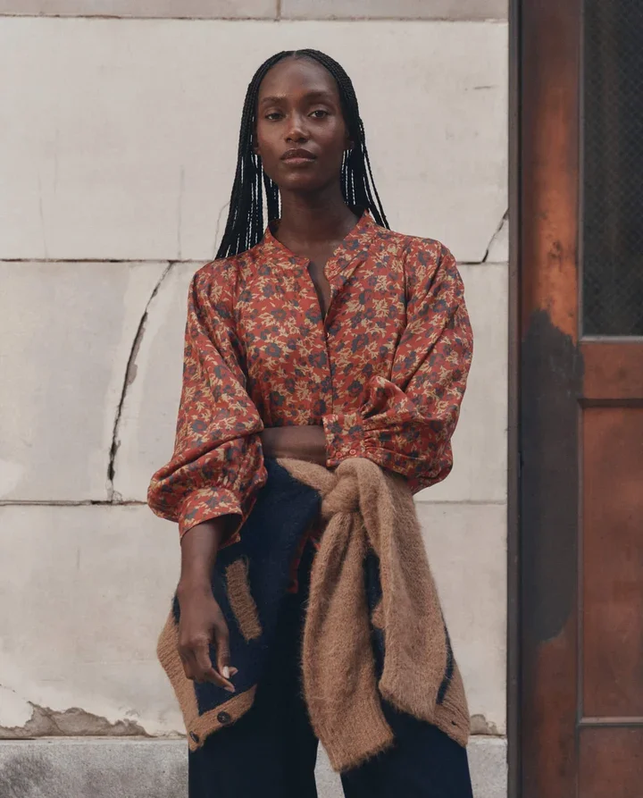 THE-GREAT-LOOK-17-THE-ASHLAND-TOP-GUILDED-POPPY-THE-MENSWEAR-TIPPING-TROUSER-PANT-NAVY-01897_1_720x.webp (Copy)