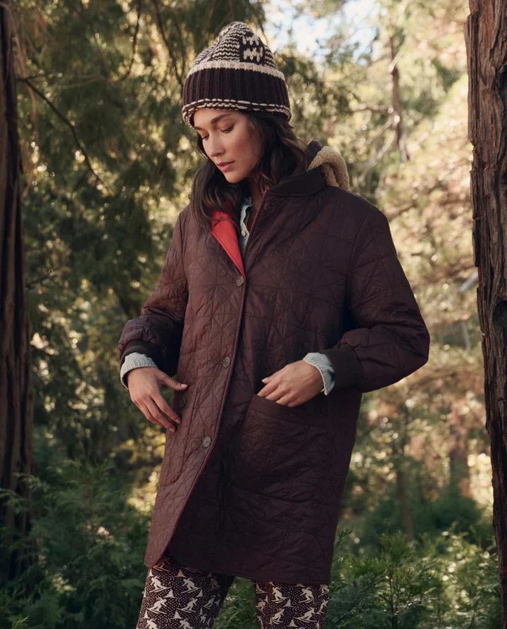THE-GREAT-LOOK-19-THE-REVERSIBLE-SAWYER-PUFFER-BROWN-POPPY-THE-UNION-LONG-JOHN-UMBER-22711_720x.webp