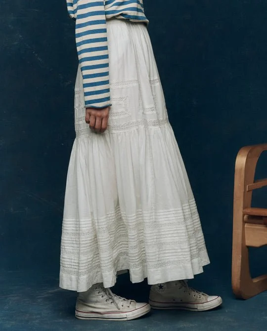 THE-GREAT-LOOK-61-THE-SAILOR-SWEATER-SEA-BLUE-THE-VICTORIAN-SKIRT-WHITE-50341_540x.jpg (Copy)