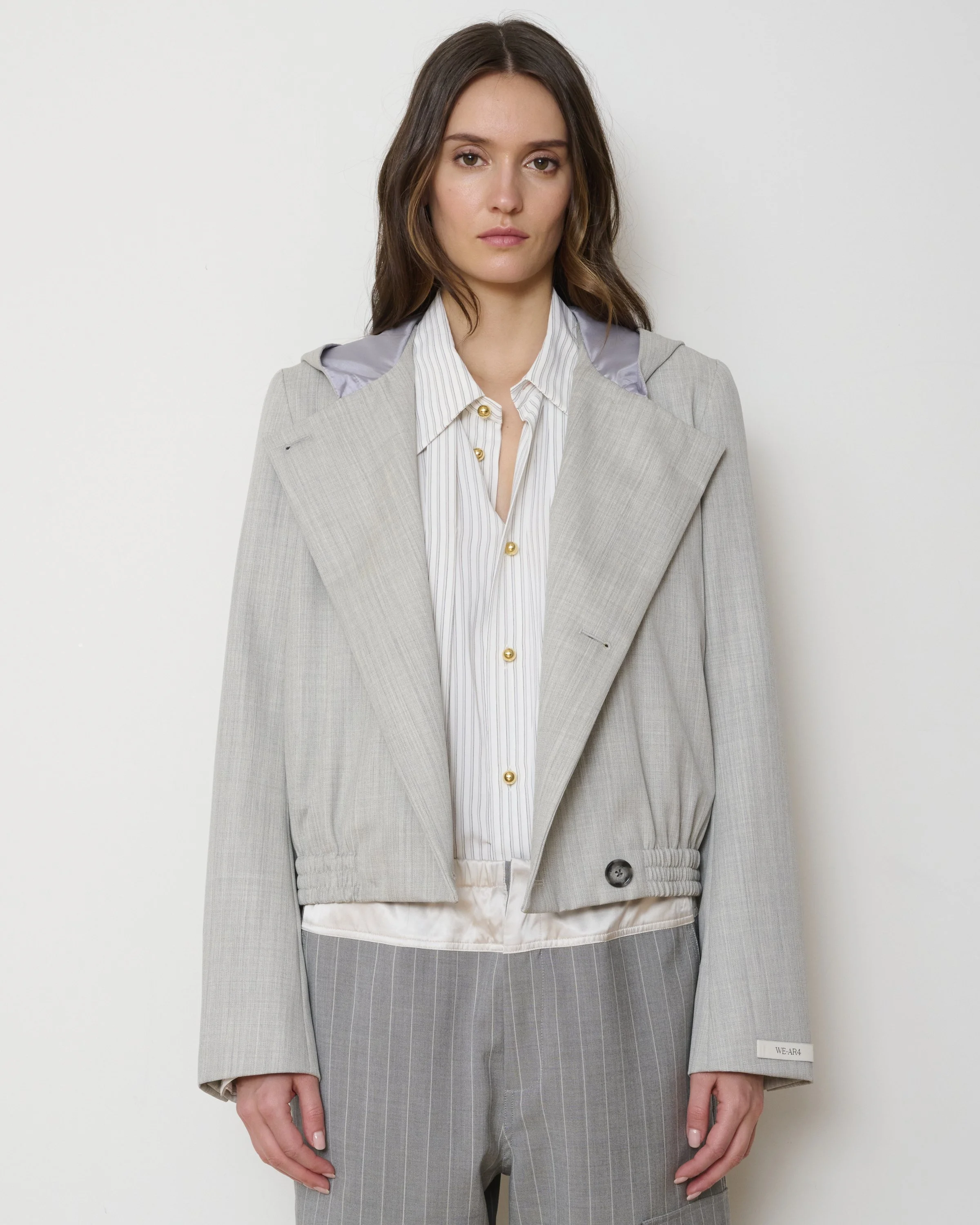 RBL0265-THE-FORD-BLAZER-050_LIGHT-GREY_LIFESTYLE-2.jpg