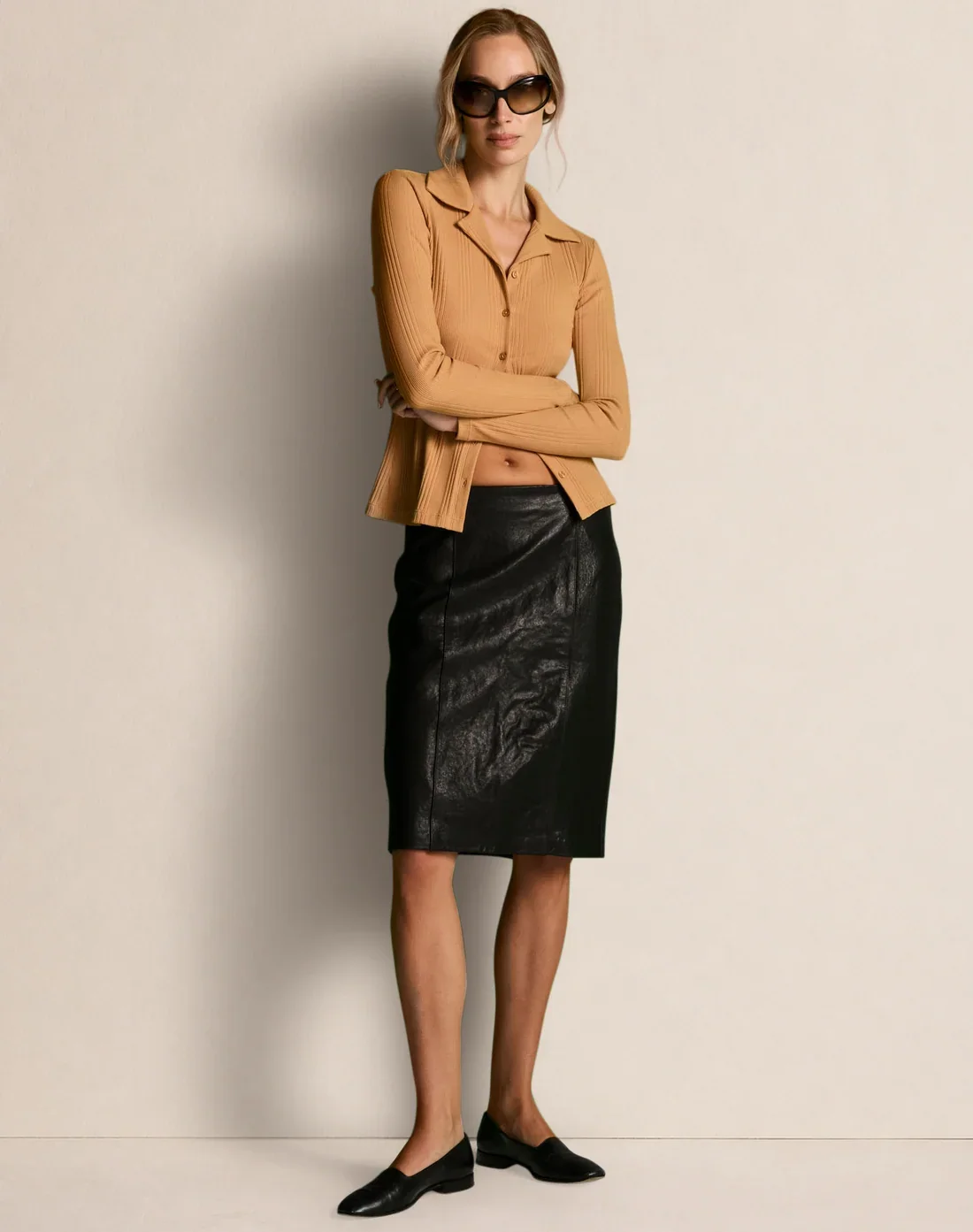 947-05WHARPSK_NOIR__05_Key_Look_Front_2816.webp (Copy)